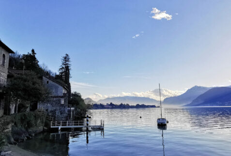 Corenno Plinio – the hamlet overlooks the lake – BBofItaly