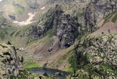 Lago Rotondo – a glimpse toward the end of Valle di Trona – BBofItaly