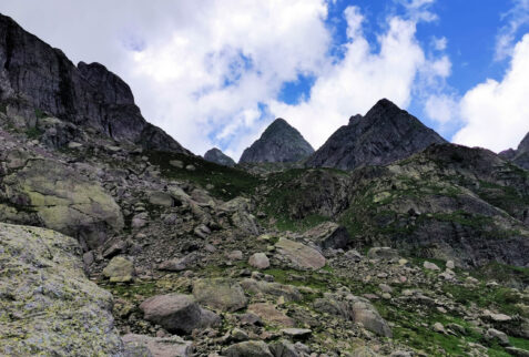 Lago Rotondo – the last part of the path up to the natural basin of the lake – BBofItaly