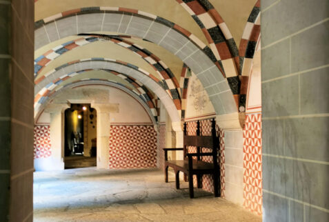 Introd Castle – porches seen from the internal courtyard – BBofItaly