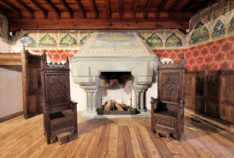 Introd Castle – wonderful fireplace – BBofItaly