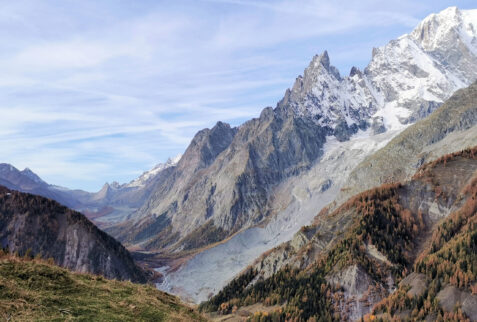 Testa Bernarda – foreground of Peuterey ridge and Aiguille Noire – BBofItaly