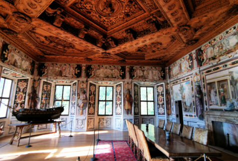 Palazzo Vertemate – a fantastic hall for meetings and parties – BBofItaly