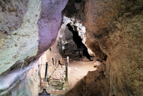 Gole del Sagittario – the cave of San Domenico hermitage – BBofItaly